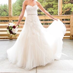Sophia Tolli Cream Lace Wedding Dress